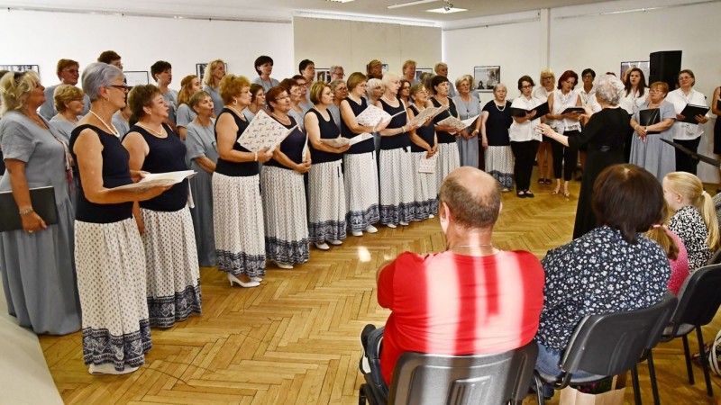 A Dallamról dallamra kórustalálkozó kórusai zárásként együtt énekeltek   Fotó: Györkös József