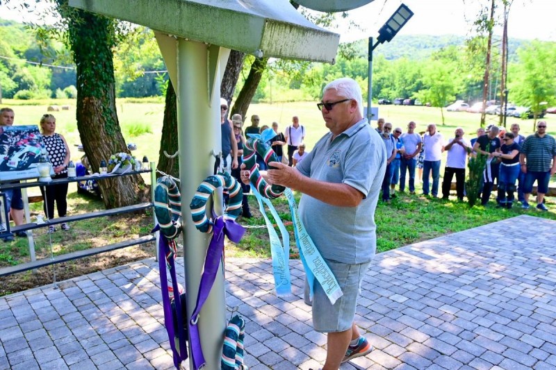 Weinpel Tibor helyezte el a megemlékezés koszorúját Fotó: Gyarmati László 