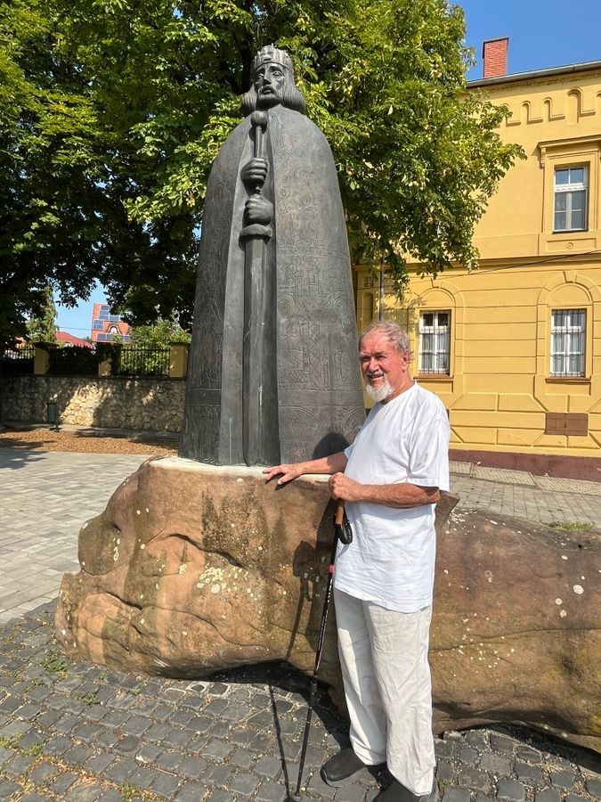 Raffay Béla egyetlen köztéri Szent István szobra Tapolcán található Fotó: Tóth B. Zsuzsa