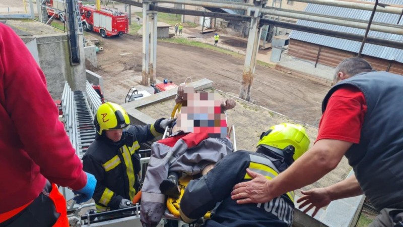 Az elsődleges információk szerint hárman sérültek meg az ajkai erőműben történt üzemi balesetben Forrás: Navracsics Tibor/Facebook