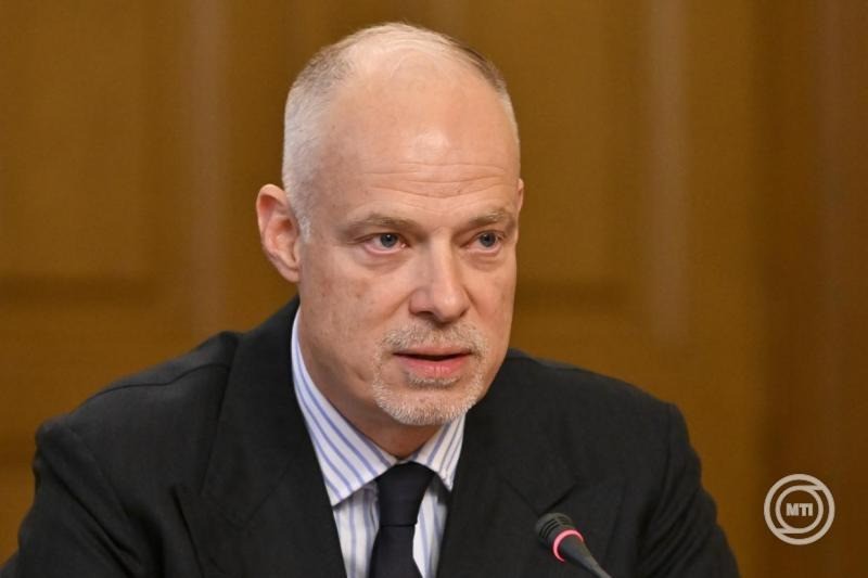  Szalay-Bobrovniczky Kristóf honvédelmi miniszter az Országgyűlés honvédelmi és rendészeti bizottságának ülésén az Országházban 2025. május 16-án. MTI/Purger Tamás